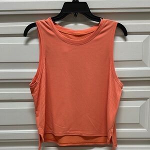 Lululemon Train to be tank